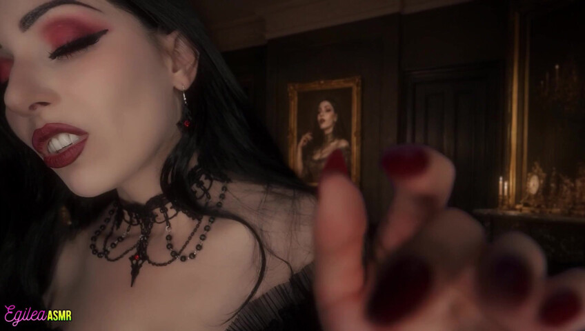 Egilea ASMR - 29 de mayo de 2026 - [vídeo exclusivo] Te despiertas como vampiro... y tu creador te da la bienvenida con besos