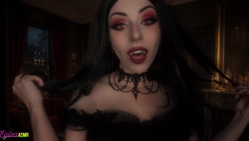 Egilea ASMR - 29 de mayo de 2026 - [vídeo exclusivo] Te despiertas como vampiro... y tu creador te da la bienvenida con besos