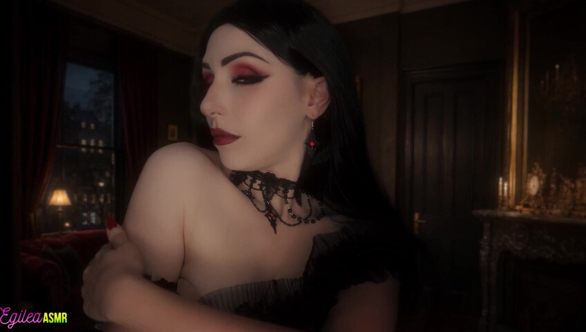 Egilea ASMR - 29 de mayo de 2026 - [vídeo exclusivo] Te despiertas como vampiro... y tu creador te da la bienvenida con besos