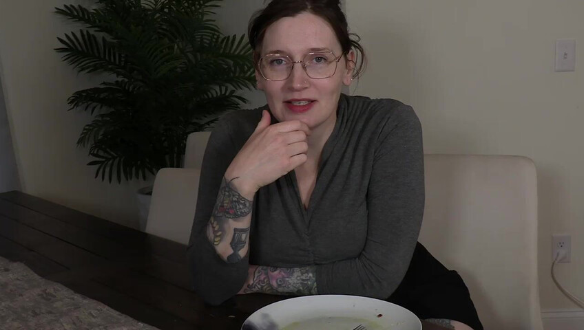Bettie Bondage – uma noite com a MILF da porta ao lado