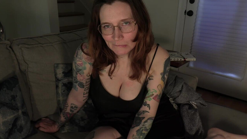 Bettie Bondage – uma noite com a MILF da porta ao lado