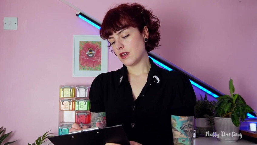 Molly cara – un terapeuta disonesto alimenta le tue dipendenze