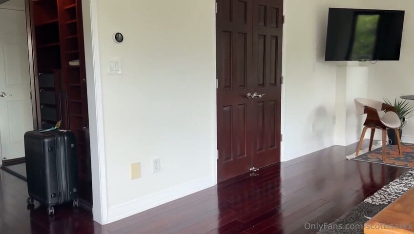 Little Puck - Alone With Step Mom On Family Vacation