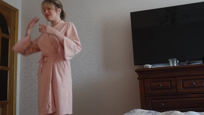 FantasticMsFoxy – Taboo Family - Step-Mommy's Little Panty Stealer