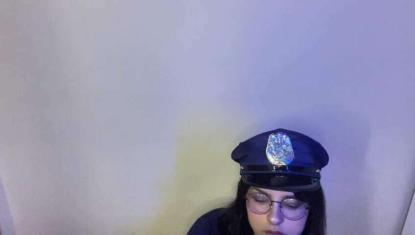 Maduu ASMR - RP Police ASMR NSFW