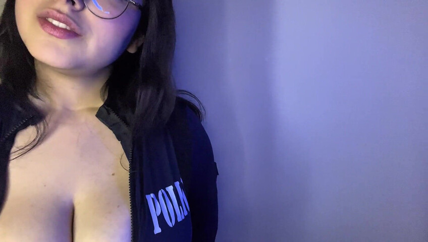 Maduu ASMR - RP Police ASMR NSFW