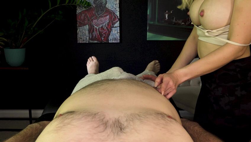 ASMR Maddy - ASMR Happy Ending Massage