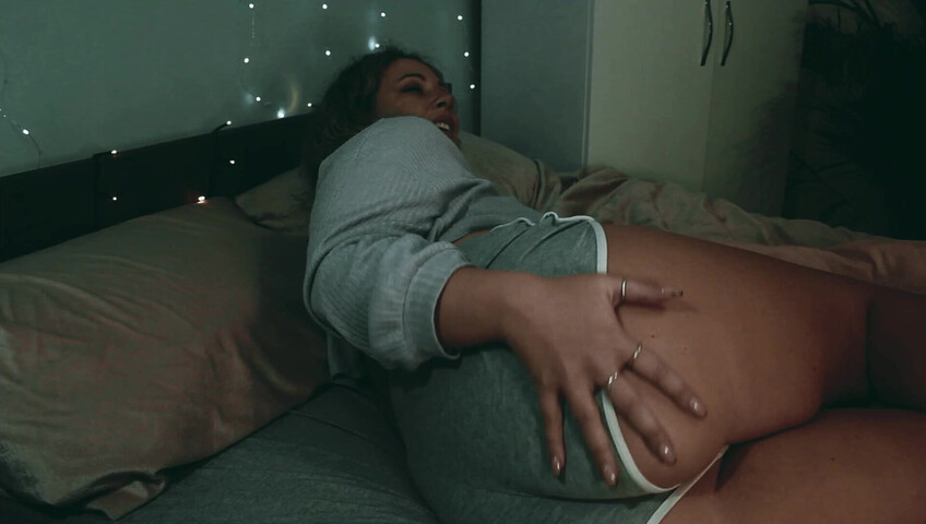 SashaCurves - Fucking Mom In The Hotel Room