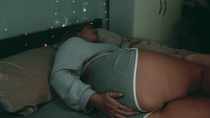 SashaCurves - Fucking Mom In The Hotel Room