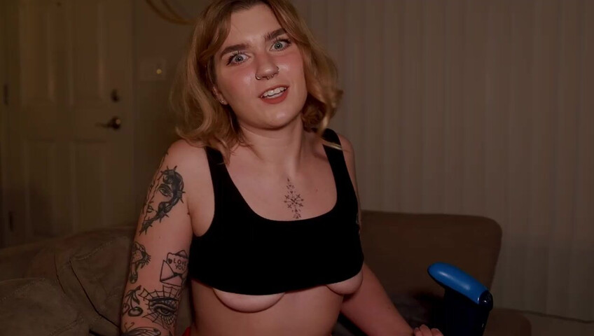 Jaybbgirl – A Teasing Game With Your Step-Sister