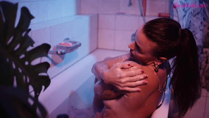 Gina Carla - PURE Relaxation with My Tittis
