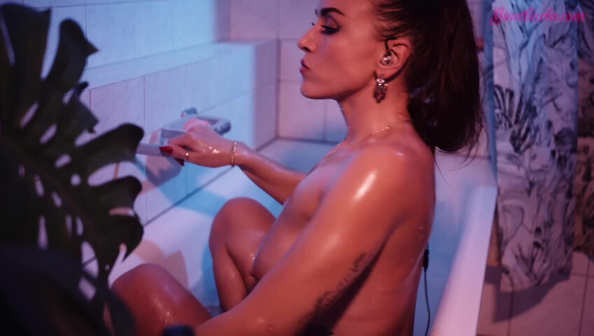 Gina Carla - PURE Relaxation with My Tittis