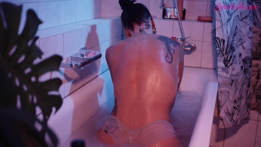 Gina Carla - PURE Relaxation with My Tittis
