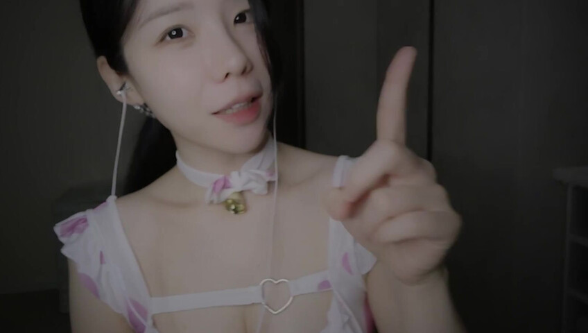 Asmr Yeonchu – 31. Mai 2026 – Mundgeräusche, Bonbonessen, Geräusche von Acryl und vieles mehr...