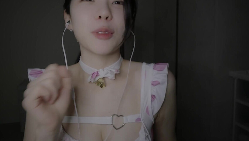 Asmr Yeonchu – 31. Mai 2026 – Mundgeräusche, Bonbonessen, Geräusche von Acryl und vieles mehr...