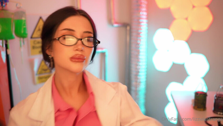 LizzieLestrange - 31 May 2026 - Welcome To My Lab ASMR