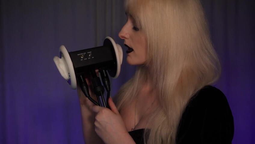 Lauralemurex ASMR - gothic oorlikken & oorknabbelen