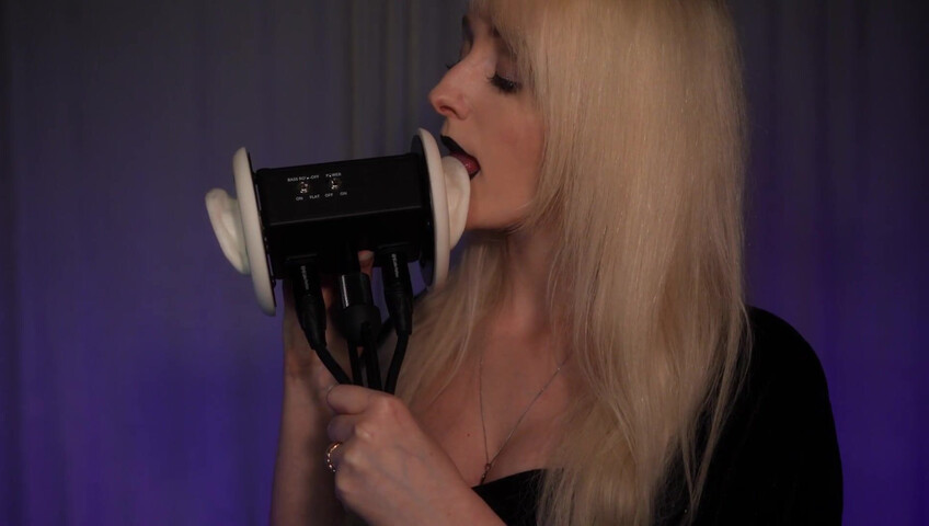 Lauralemurex ASMR - gothic oorlikken & oorknabbelen