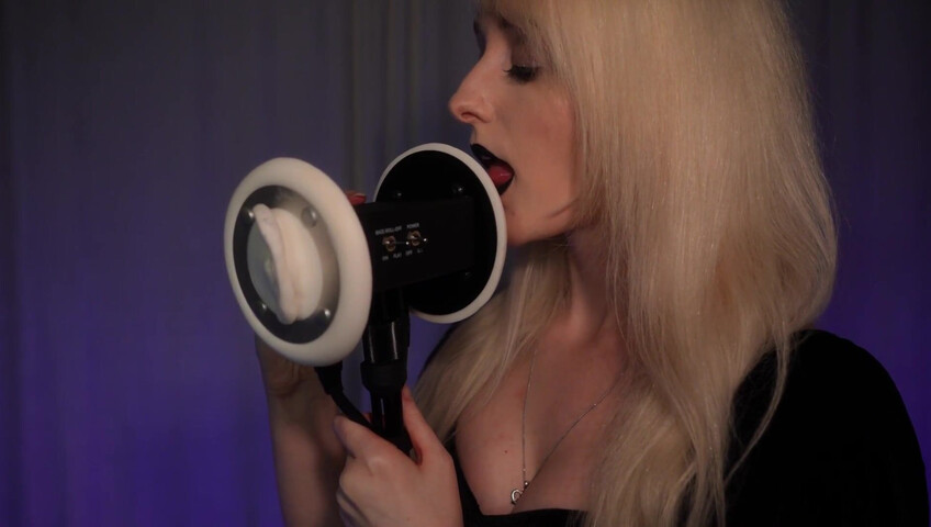 Lauralemurex ASMR - gothic oorlikken & oorknabbelen