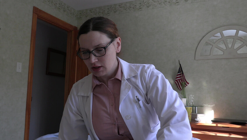 Bettie Bondage - Dr. Mom and the Anal Semen Extraction