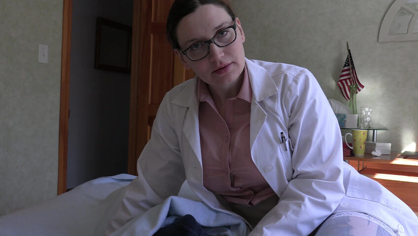 Bettie Bondage - Dr. Mom and the Anal Semen Extraction