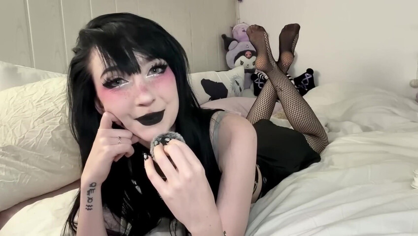 NanaNightray ASMR - Your Goth Gf is Jealous and NEEDS Attention