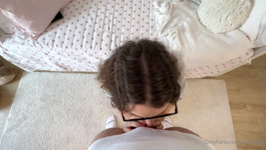 Love_lilah - Roommate Fuck + Creampie