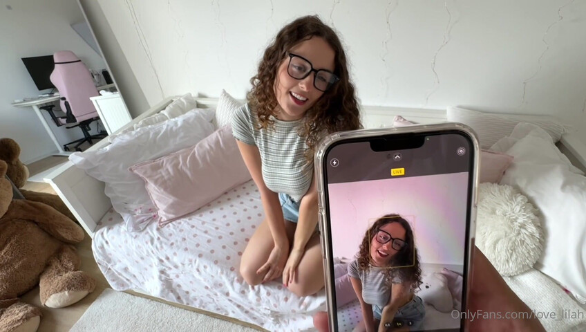 Love_lilah - Roommate Fuck + Creampie