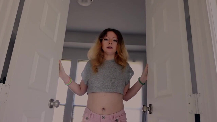 Katilingus: mi hermanastro se convierte en mi sumiso femdom - Película completa