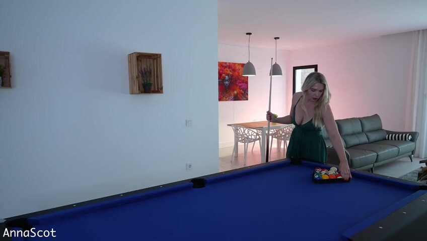 Anna Scot - Springbreak with stepMOM