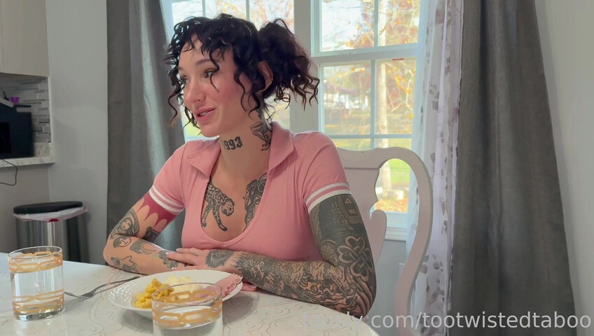 MissKittyQuinn | Tootwistedtaboo - Step Sis and Cousin make Bro lose No Nut November bet on Thanksgiving