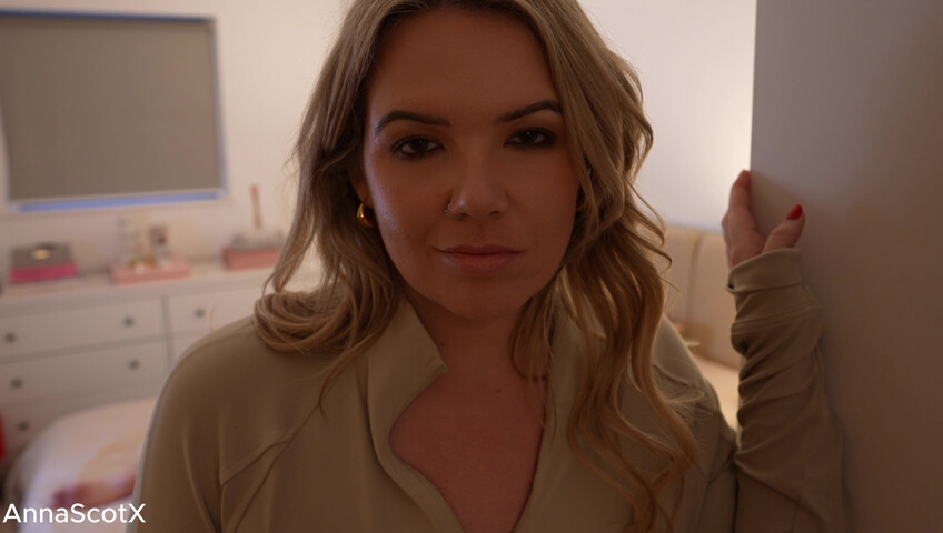 Anna Scot - Agent Anna Criminally Corrupt