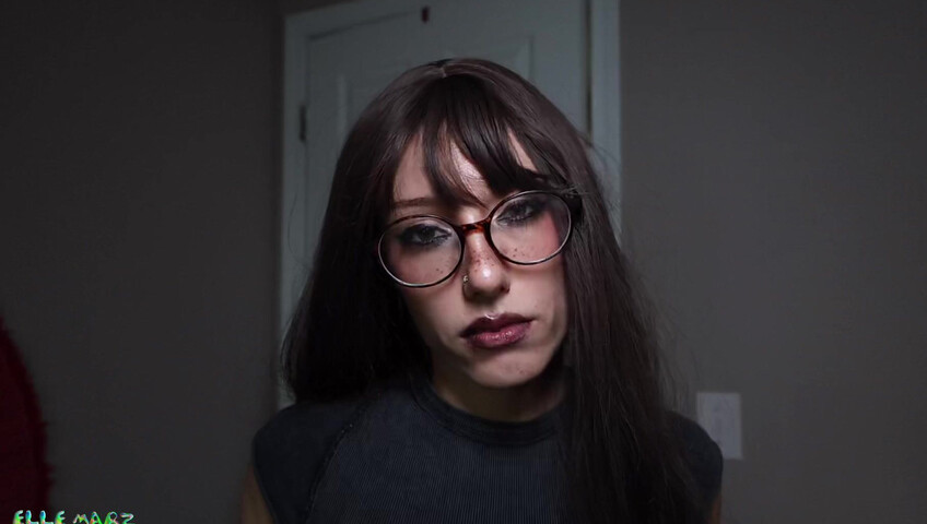 Elle Marz - Pick me step-twin
