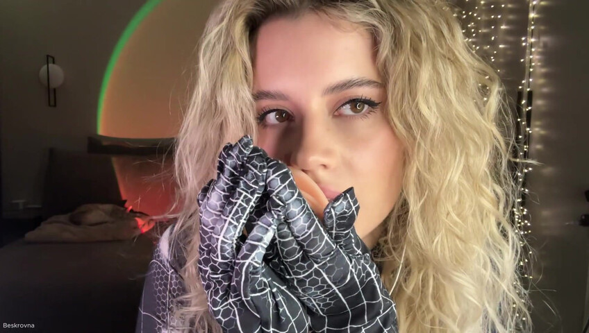 ASMR Beskrovna - Spider Woman