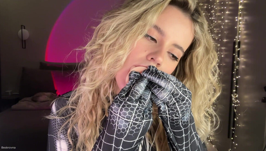 ASMR Beskrovna - Spider Woman