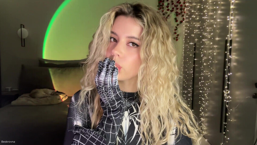 ASMR Beskrovna - Spider Woman