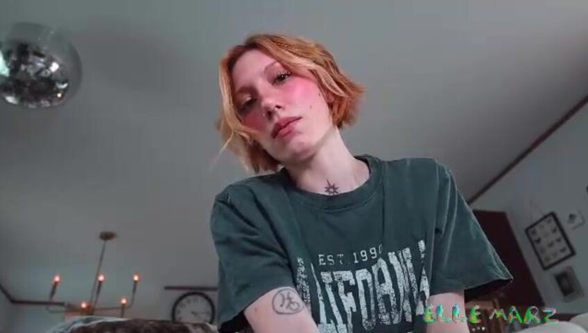 Elle Marz - fysiotherapie creampie femdom POV