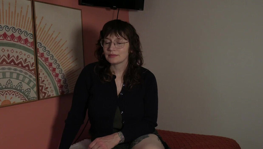 Bettie Bondage – A Funny Thing Happened When I Went on Some Forums