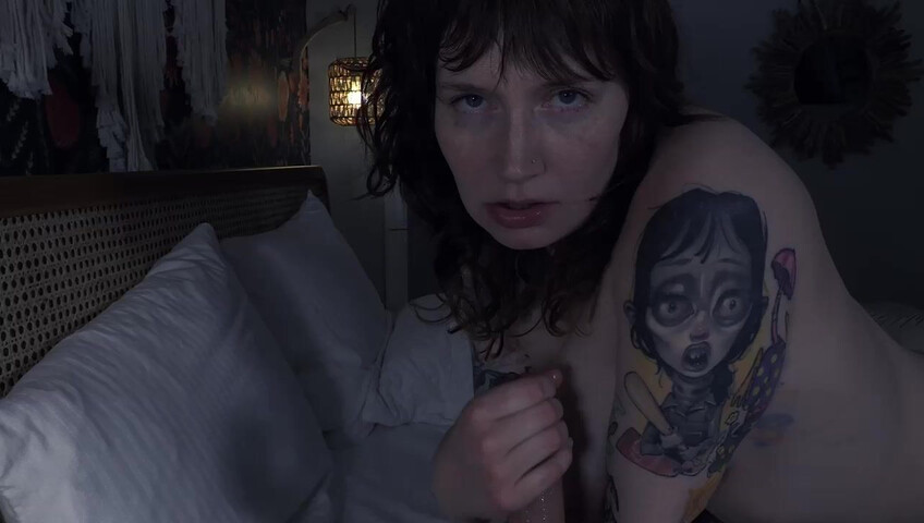 Bettie Bondage – A Funny Thing Happened When I Went on Some Forums