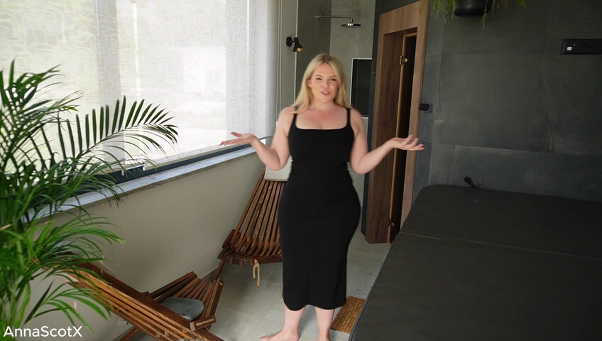Anna Scot - Homewrecking Real Estate Agent