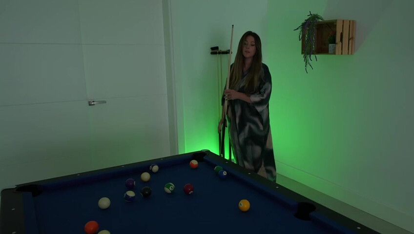 SashaCurves – Temptation Vacation