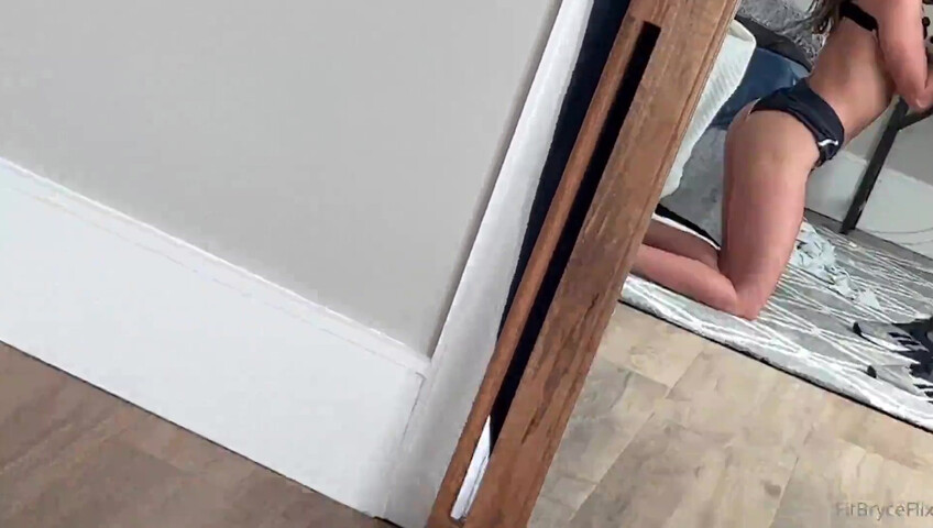Bryce Adams' First Time Fucking A Midget - Sex - Blowjob - Midget - Doggy Style - Cunnilingus - 69 - Cowgirl - First Time - Eating the Peach - Licking