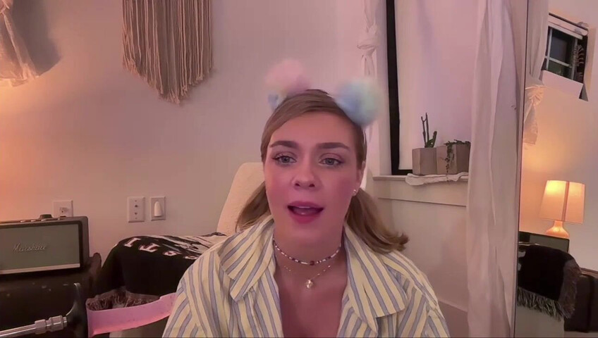 Gabbie Carter fait tourner la roue pour s'amuser en solo - masturbation - gros seins - gode - blonde - machine à baiser - tatouages - HD - machine sexuelle - gros seins - gros seins naturels
