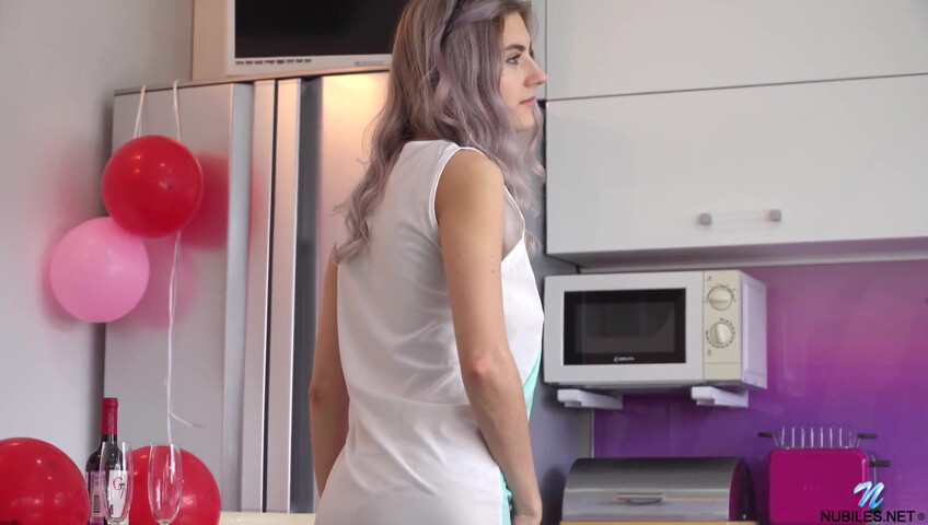 Eva Elfie Masturbates All Alone On Valentine's Day - American - Valentines - Holiday