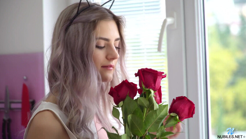 Eva Elfie Masturbates All Alone On Valentine's Day - American - Valentines - Holiday