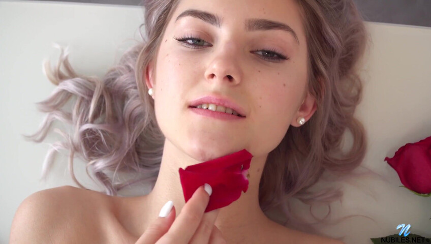 Eva Elfie Masturbates All Alone On Valentine's Day - American - Valentines - Holiday