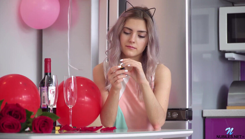 Eva Elfie Masturbates All Alone On Valentine's Day - American - Valentines - Holiday