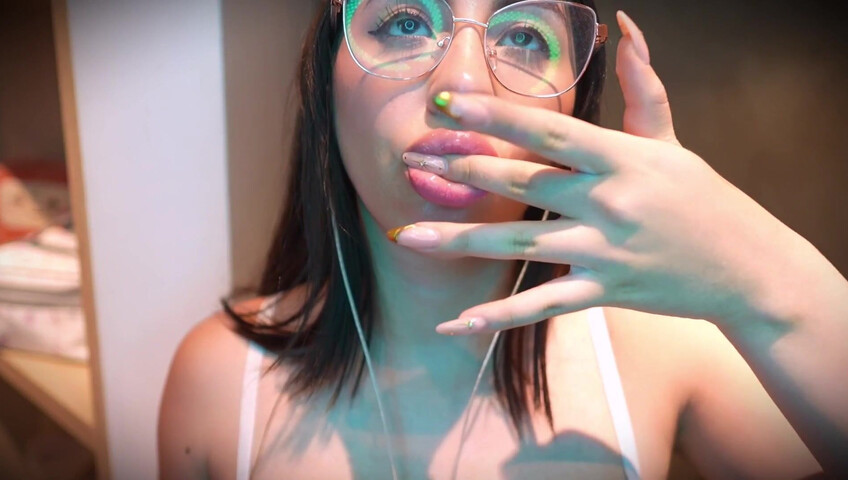 Niicolenco ASMR - Gioco di ruolo con la fidanzata