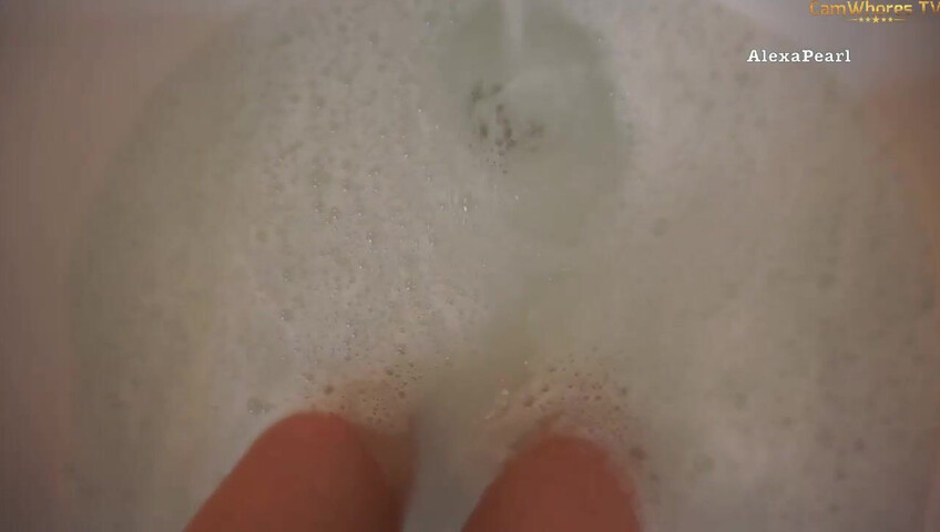 Alexa Pearl Fucking A Black Dildo In Bathtub - HD - Bathtub - Bathtub Dildo