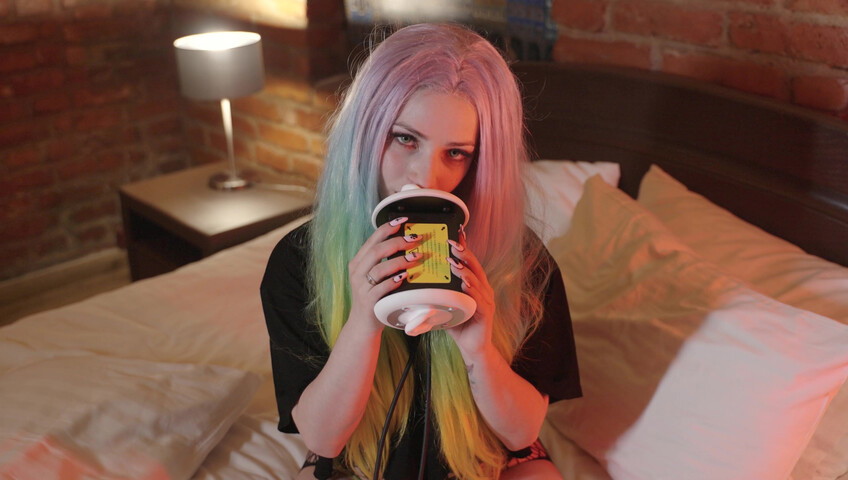 The Sounds of Girls - ASMR Ear Licking Moans in Underwear With Yori in Your Bedroom